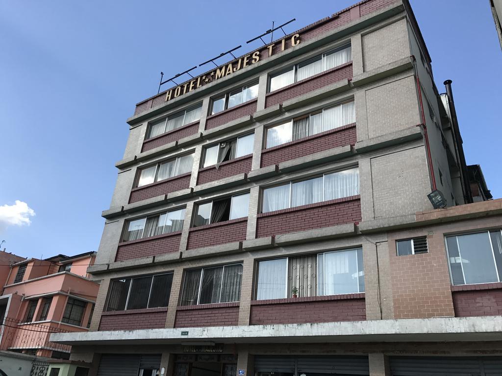 Hotel Majestic Quito Exteriör bild