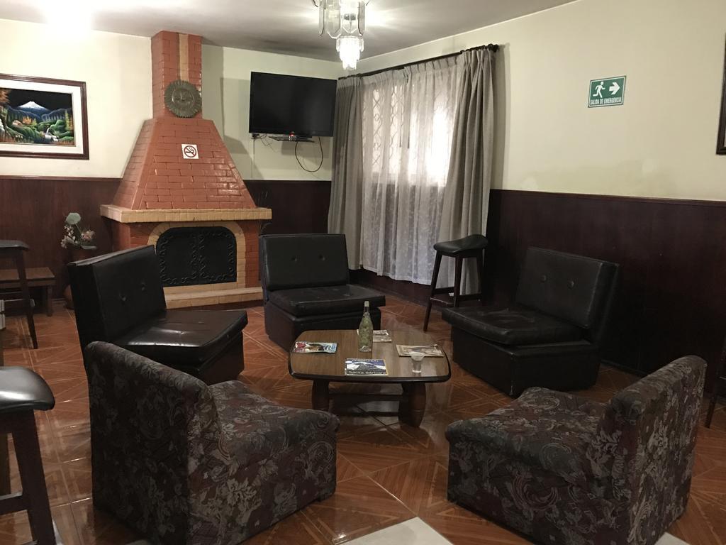Hotel Majestic Quito Exteriör bild