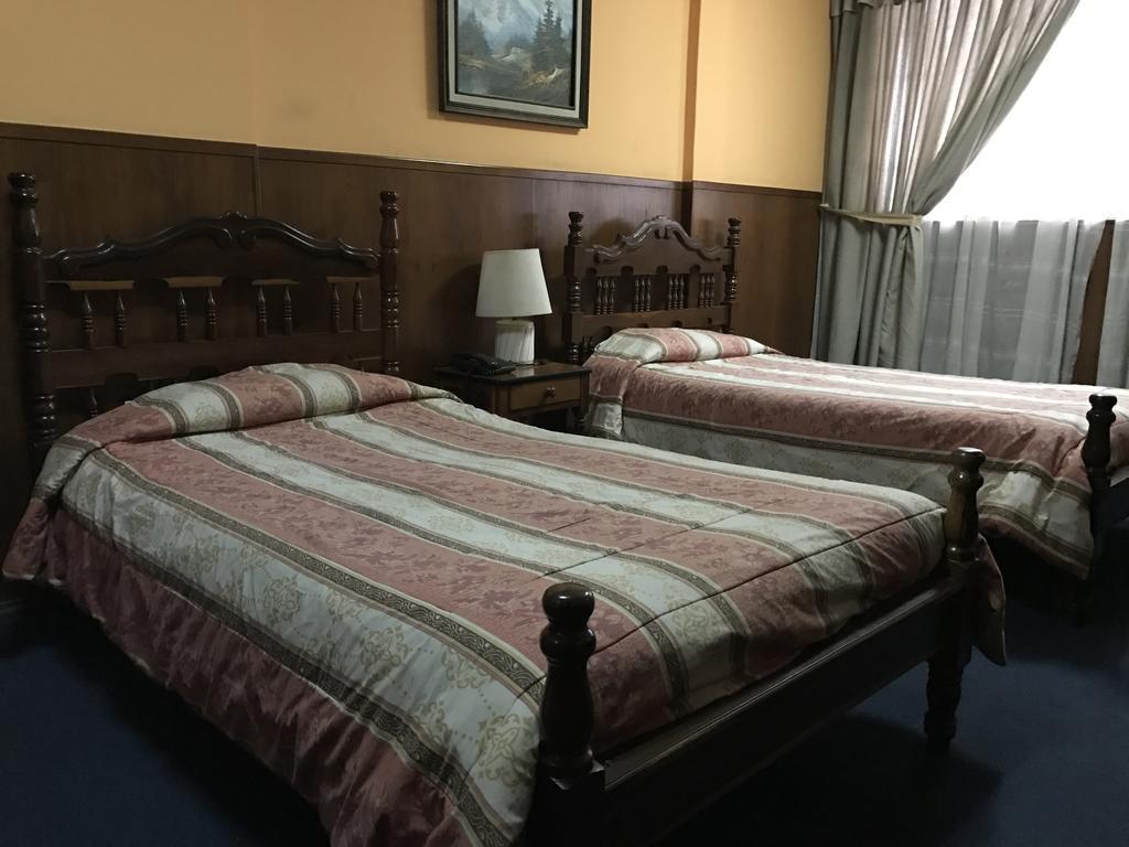Hotel Majestic Quito Exteriör bild
